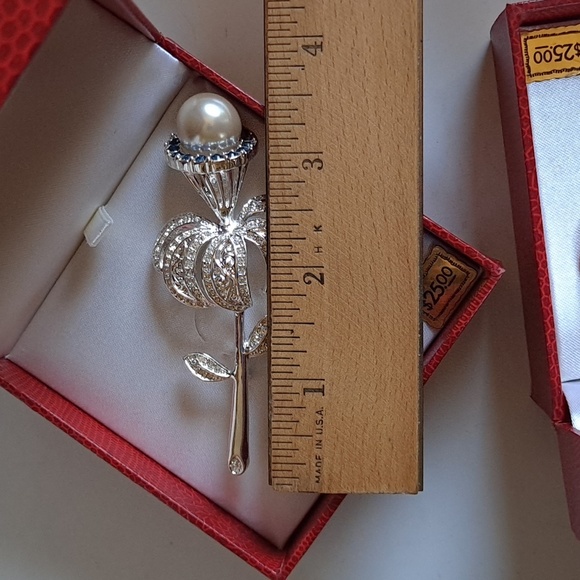 Napier Brooch Set - Picture 13 of 14